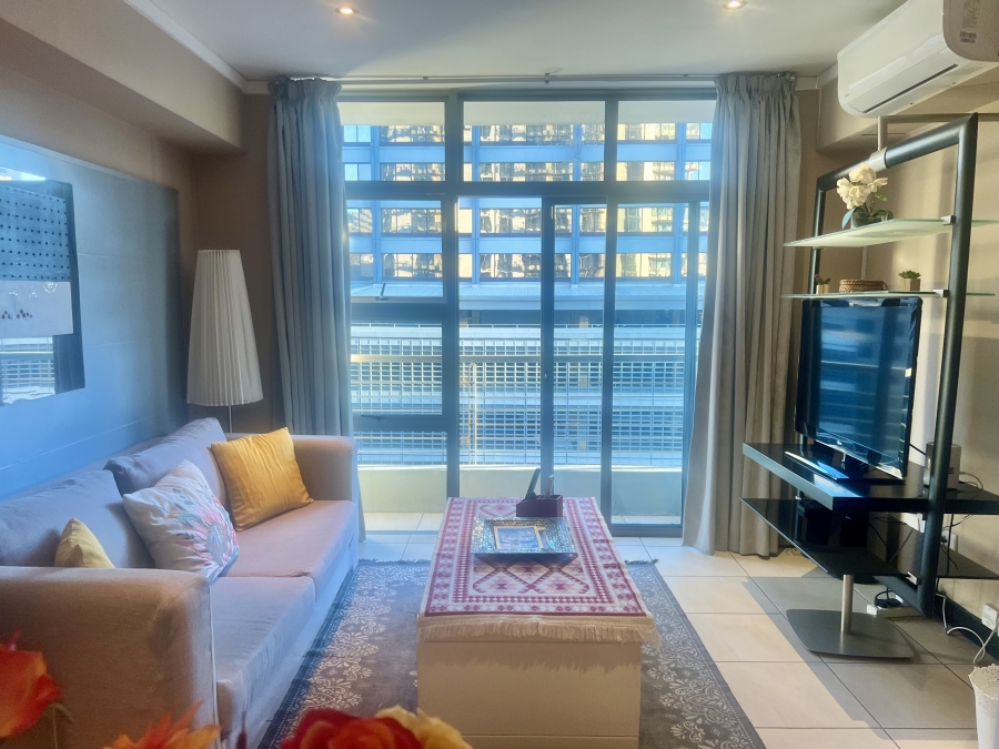 To Let 1 Bedroom Property for Rent in Foreshore Western Cape